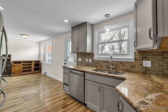 38 Hancock Terrace, Amherst, NY 14226