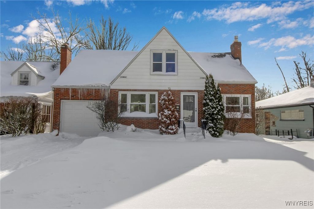 38 Hancock Terrace, Amherst, NY 14226