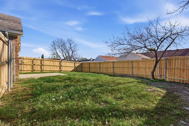 2706 Cedar Brook Drive, Garland, TX 75040