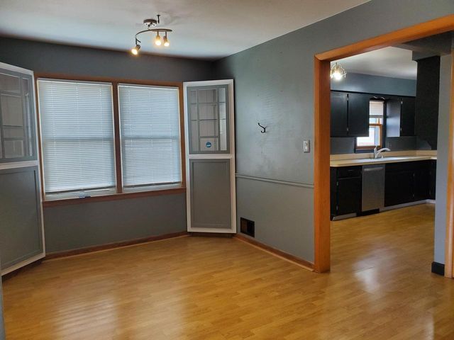121 N SEYMOUR STREET, Fond Du Lac, WI 54935