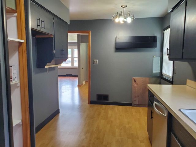 121 N SEYMOUR STREET, Fond Du Lac, WI 54935