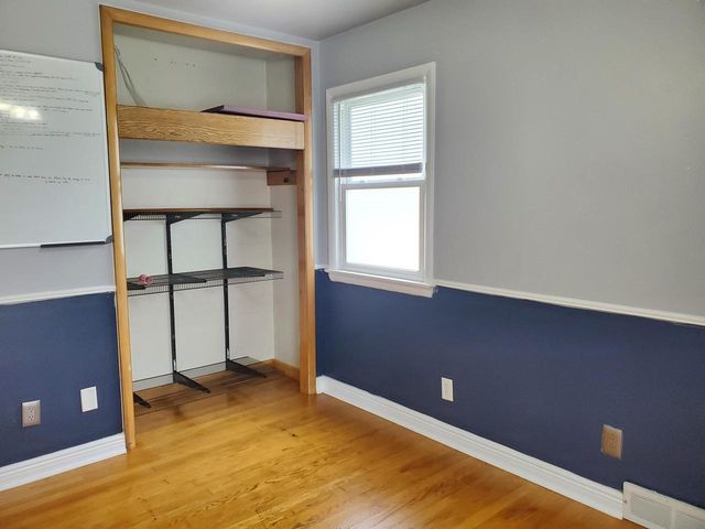 121 N SEYMOUR STREET, Fond Du Lac, WI 54935