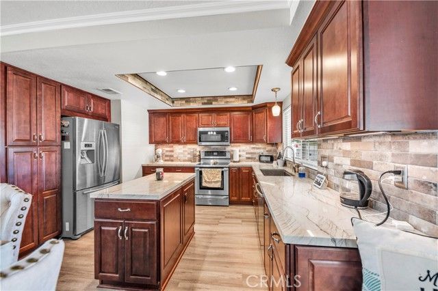 28600 Tulita Lane, Menifee, CA 92584