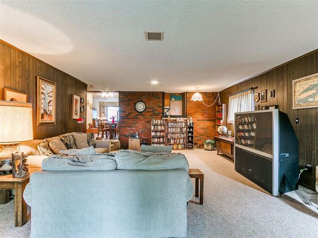 2520 SW 50th Street, Oklahoma City, OK 73119
