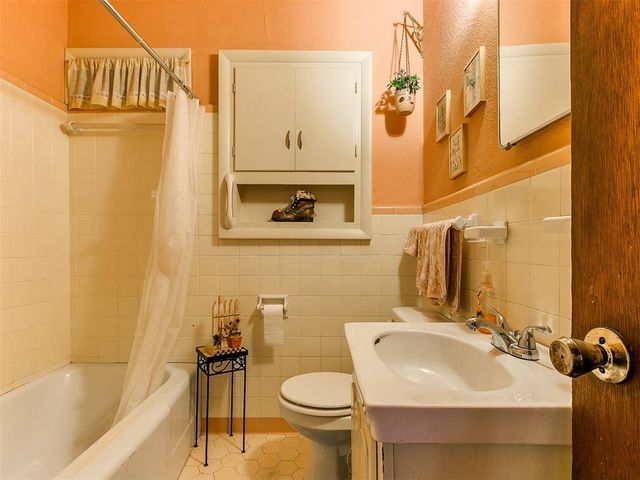 2520 SW 50th Street, Oklahoma City, OK 73119