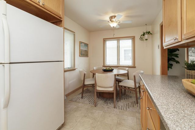 318 E Stanton Avenue, Columbus, OH 43214
