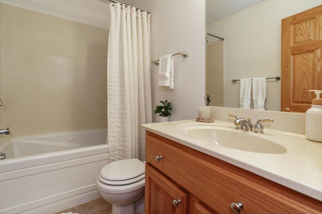 318 E Stanton Avenue, Columbus, OH 43214