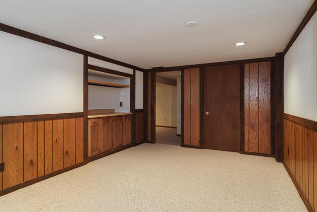 318 E Stanton Avenue, Columbus, OH 43214