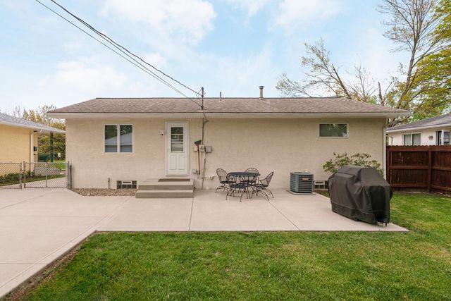 318 E Stanton Avenue, Columbus, OH 43214