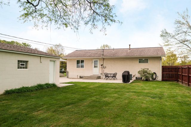318 E Stanton Avenue, Columbus, OH 43214