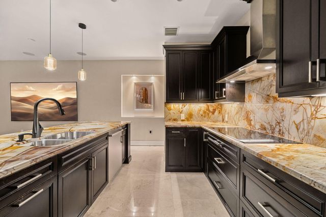 901 SE 6TH Street, Fort Lauderdale, FL 33301