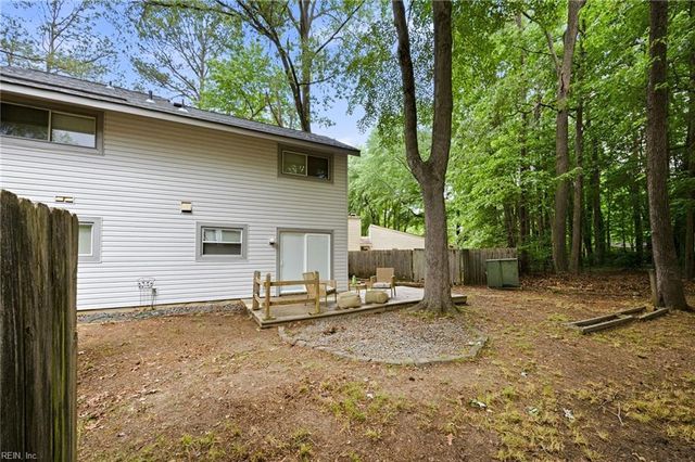 821 Pine Tree CT, Newport News, VA 23608