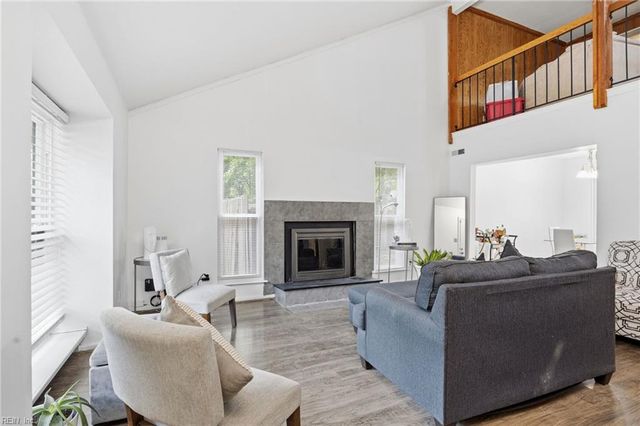 821 Pine Tree CT, Newport News, VA 23608
