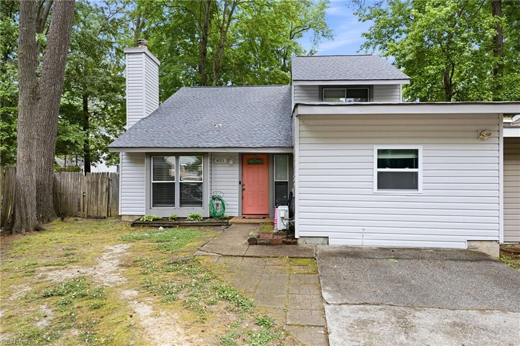 821 Pine Tree CT, Newport News, VA 23608