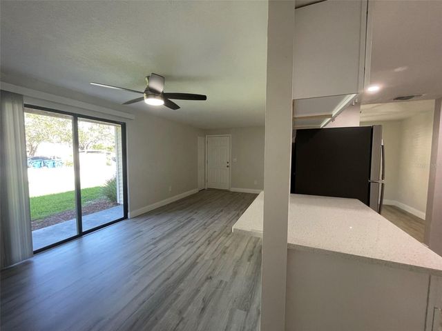 139 HUNTER LAKE DRIVE B, Oldsmar, FL 34677