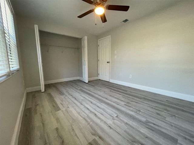 139 HUNTER LAKE DRIVE B, Oldsmar, FL 34677