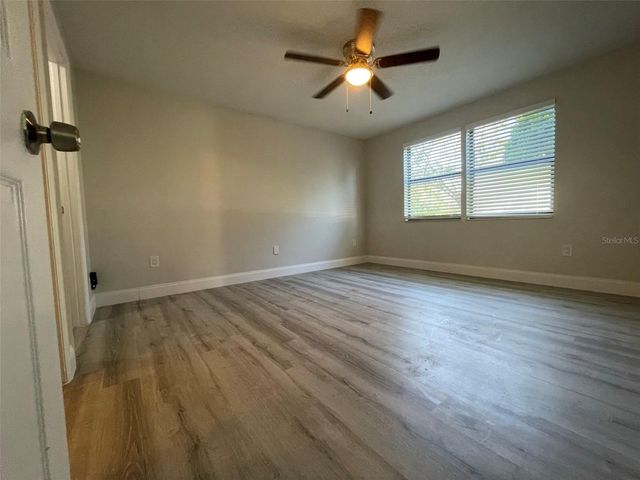 139 HUNTER LAKE DRIVE B, Oldsmar, FL 34677