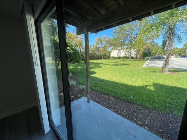 139 HUNTER LAKE DRIVE B, Oldsmar, FL 34677