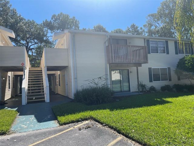 139 HUNTER LAKE DRIVE B, Oldsmar, FL 34677
