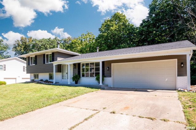 16 CRACKLEWOOD Court, East Peoria, IL 61611