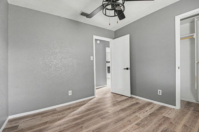 1629 Brent Court, Grand Prairie, TX 75051