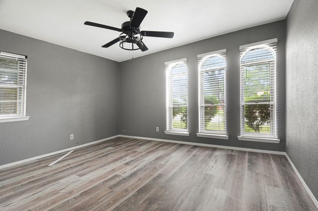 1629 Brent Court, Grand Prairie, TX 75051