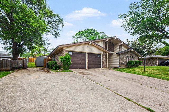 1629 Brent Court, Grand Prairie, TX 75051