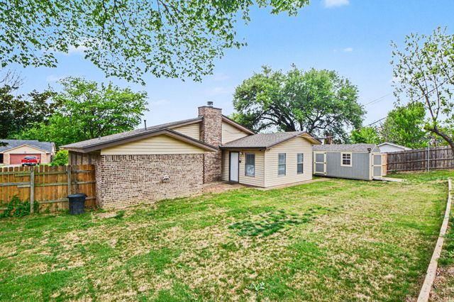 1629 Brent Court, Grand Prairie, TX 75051