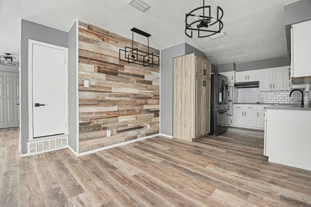 1629 Brent Court, Grand Prairie, TX 75051