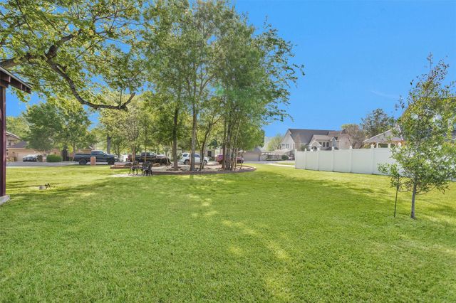 6878 Kingston Cove Lane, Willis, TX 77318