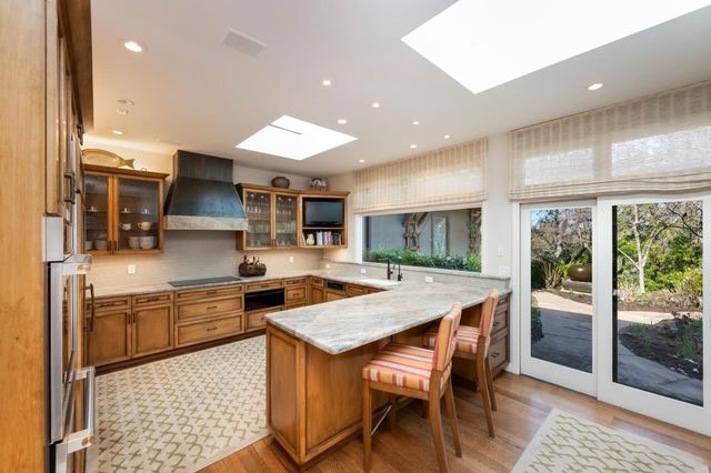 578 CRESTA VISTA Lane, Portola Valley, CA 94028