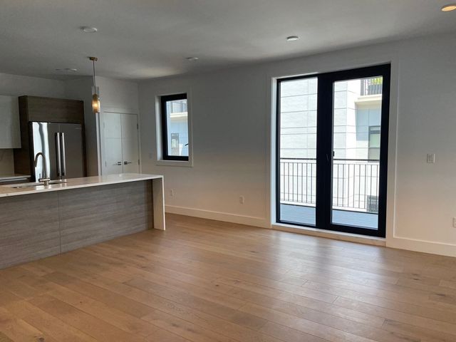 30 Penniman Rd 405, Boston, MA 02134