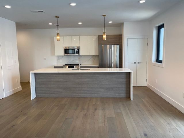 30 Penniman Rd 405, Boston, MA 02134