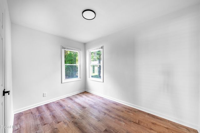912 Birchwood Lane, Niskayuna, NY 12309