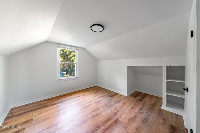 912 Birchwood Lane, Niskayuna, NY 12309