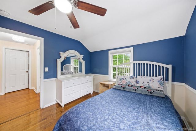 10 Tanyard Lane, Huntington, NY 11743