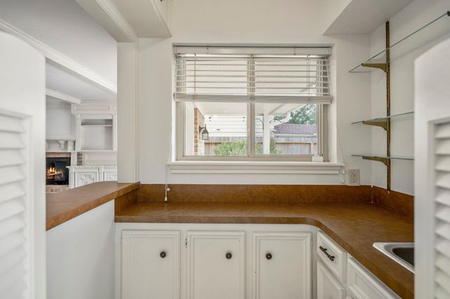 16611 Brenton Oaks Drive, Spring, TX 77379