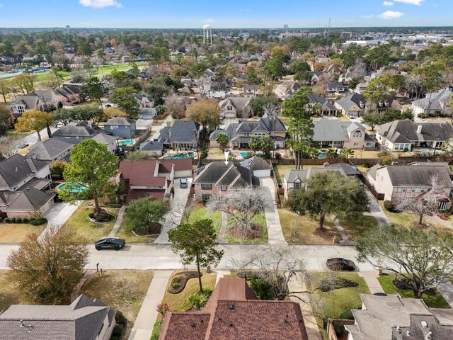 16611 Brenton Oaks Drive, Spring, TX 77379