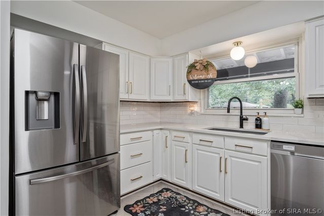 7815 Highway 60, Sellersburg, IN 47172