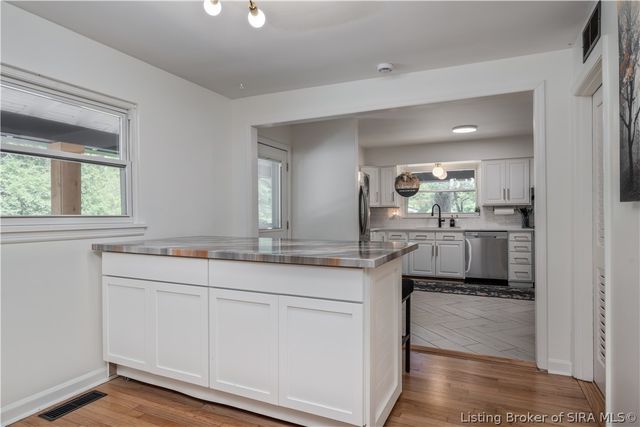 7815 Highway 60, Sellersburg, IN 47172