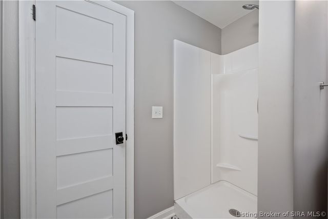 7815 Highway 60, Sellersburg, IN 47172