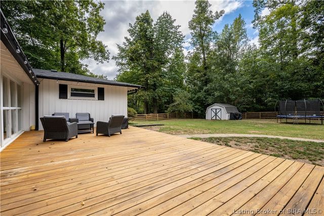7815 Highway 60, Sellersburg, IN 47172