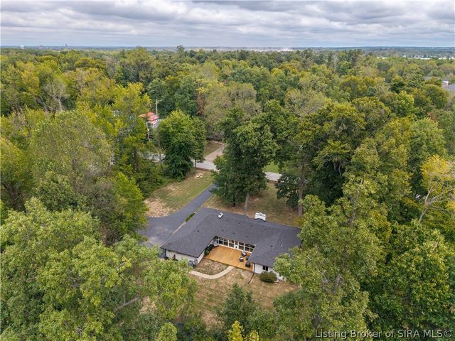 7815 Highway 60, Sellersburg, IN 47172