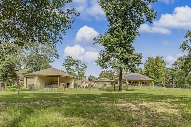 26816 Vista Meadow Court, Huffman, TX 77336