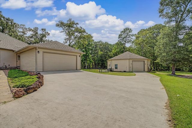 26816 Vista Meadow Court, Huffman, TX 77336