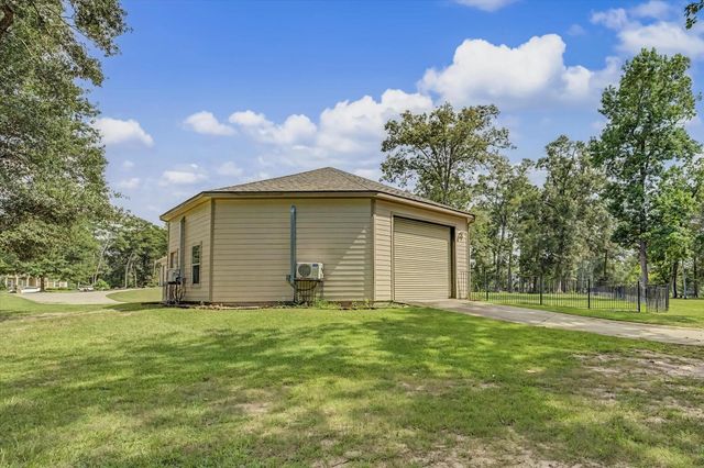 26816 Vista Meadow Court, Huffman, TX 77336