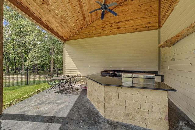 26816 Vista Meadow Court, Huffman, TX 77336