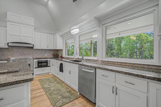26816 Vista Meadow Court, Huffman, TX 77336
