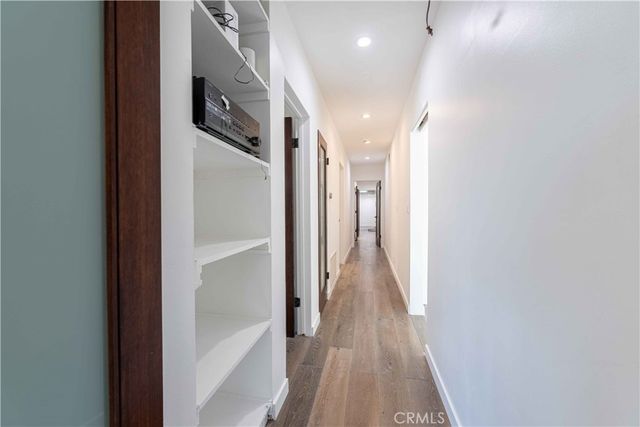 23345 Oxnard Street, Woodland Hills, CA 91367