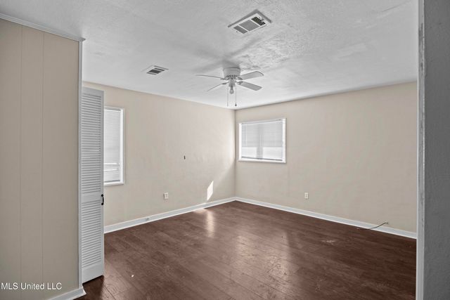 920 Woody Drive, Jackson, MS 39212